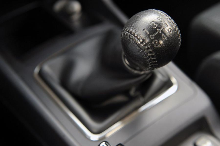  Mitsubishi Lancer Evolution X GSR 2013 года  (фото 9 из 43)
